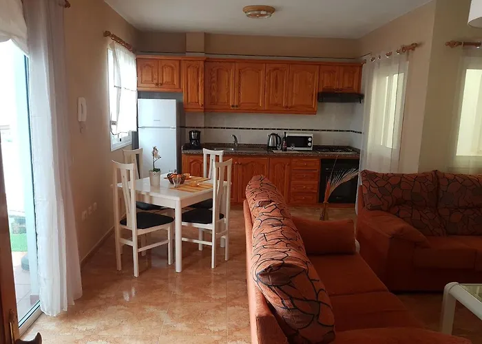 Apartamento Salinas 2 *